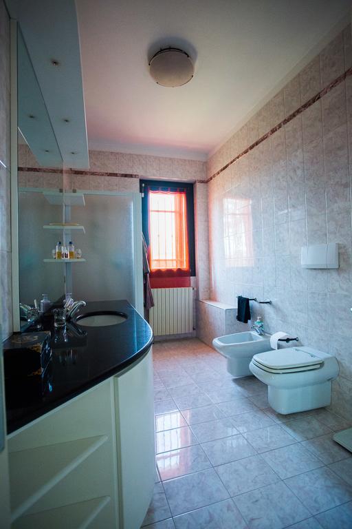 Villagramde Barlassina Cameră foto
